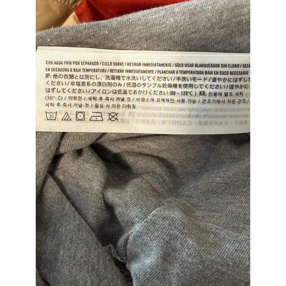 Hollister colorblock half